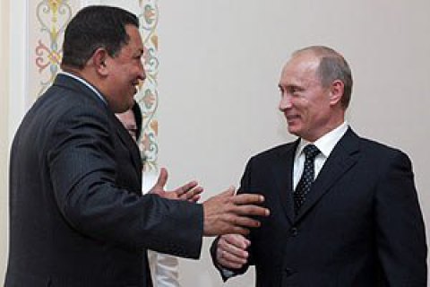 Мадуро присудил Путину премию Уго Чавеса 