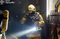 На Одещині ворожий дрон влучив в зупинку громадського транспорту: є поранені