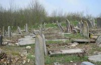 В Винницкой области подростки ради развлечения разбили 54 надгробия