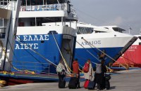 У Греції круїзний лайнер з Ізраїлю зустріли протестом