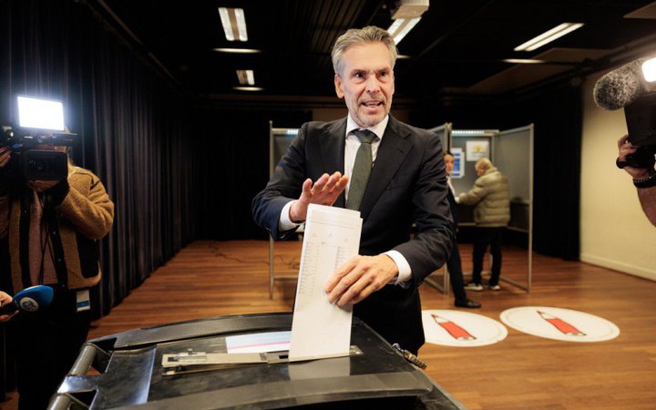 У Нідерландах сьогодні обирають депутатів нижньої палати парламенту