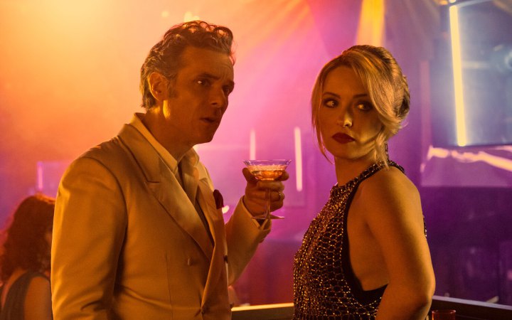 Італійська еротика, битви самураїв і похорон колишньої: 7 серіалів листопада 