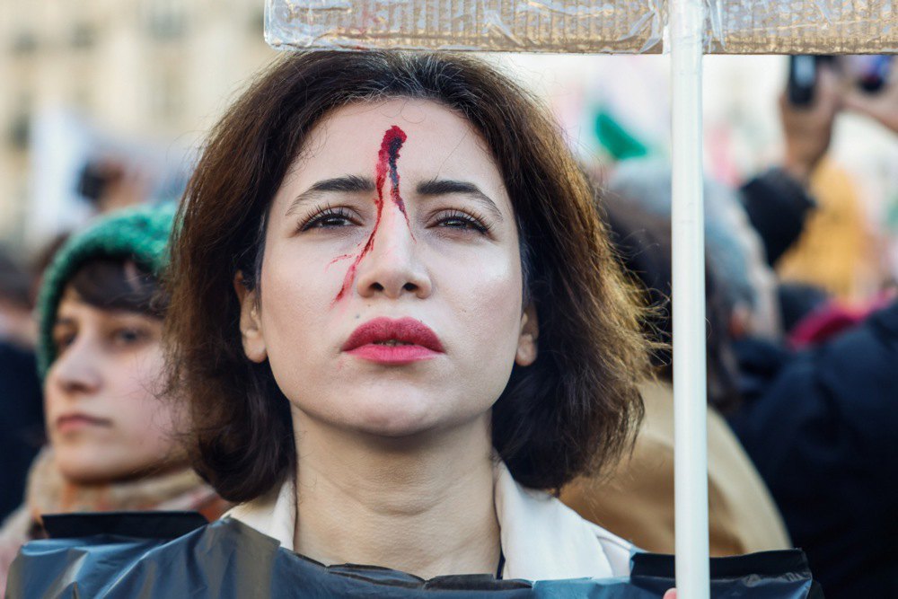 Мітингу на підтримку протестів в Ірані на площі Пантеону в Парижі, 17 січня 2026 року. 