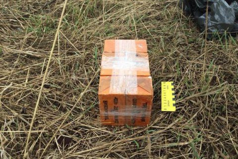 10 військових поранені біля Мар'їнки через необережне поводження з вибухівкою (оновлено)