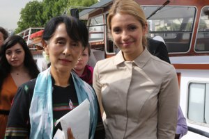Лауреат Нобелевской премии мира солидарна с Тимошенко