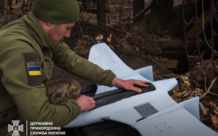 Минулого тижня прикордонники знищили 2 танки та 15 гармат росіян