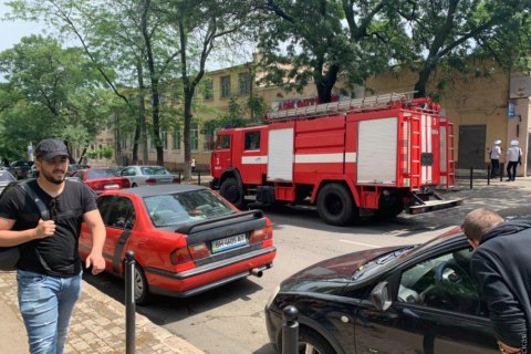 В Одессе полиция задержала 51 участника беспорядков у здания ОНМедУ