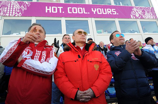 Слову «Cool» в российском аналоге слогана Олимпиады соответствует понятие «Зимние». Но с зимой в Сочи как-то не сложилось. А со
сленговыми значениями «крутой», «классный» - тем более не сложилось