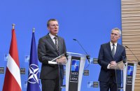 Генсек НАТО і президент Латвії обговорили підтримку України та її інтеграцію в Альянс