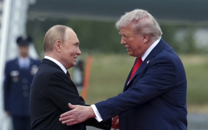 Трамп заявив, що досягнув “великого прогресу” у питаннях Росії