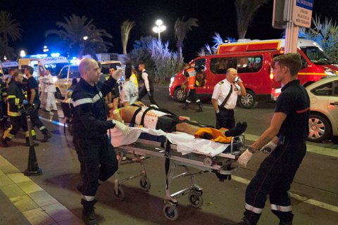 У Франції продовжили надзвичайний стан через теракт у Ніцці