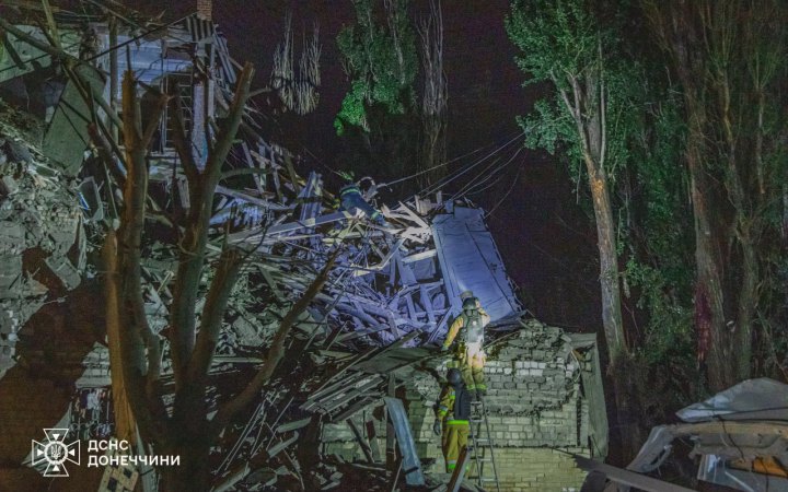 Окупанти скинули чотири ФАБ-250 на місто Слов'янськ, є жертви та руйнування