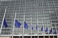 Єврокомісія посилить тиск на Польщу через скандал навколо закону про ЗМІ