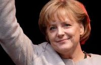 Меркель согласилась приехать на Евро-2012