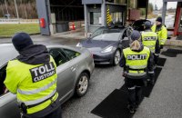 Норвегія закриває кордони і порти для російських суден та вантажівок