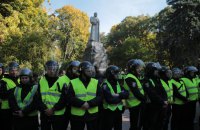 Мінкультури дало “зелене світло” демонтажу пам'ятників Ватутіну та Чкалову у Києві