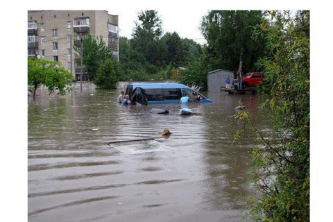 Непогода обесточила 146 населенных пунктов, подтоплены более 3 тыс. домов