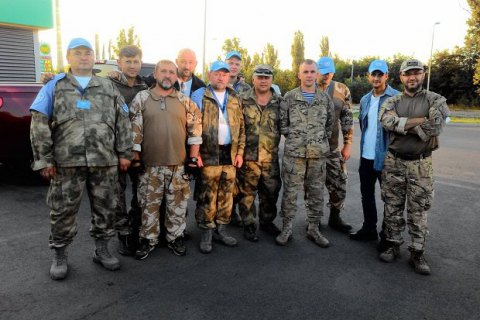 З полону бойовиків у Донецьку звільнили чотирьох волонтерів, - Будик