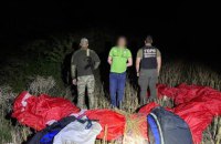 Прикордонники затримали ухилянта, який хотів долетіти до Молдови на параплані