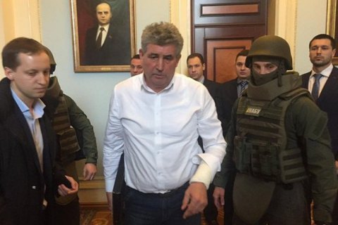 Суд Николаева отпустил под домашний арест судью Бурана, который отстреливался при задержании 