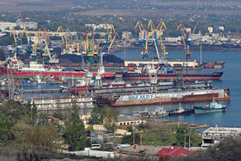 В порты Крыма в октябре зашли 22 грузовых суда-нарушителя