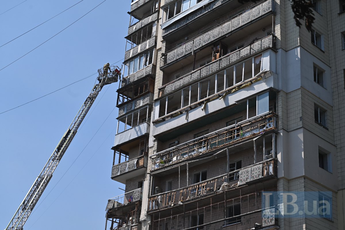 Наслідки обстрілу в Солом'янському районі Києва, 19 липня