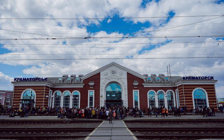 Річниця обстрілу вокзалу Краматорська: нині на всіх вокзалах України оголосять хвилину мовчання