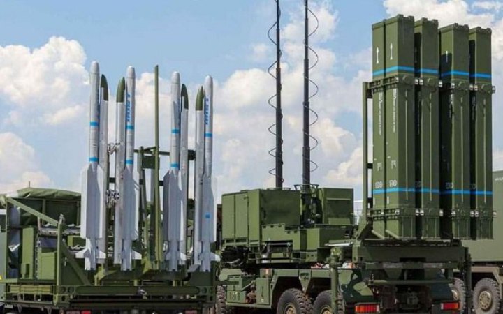 Німеччина надала Україні ракети до ППО, 18 систем захисту від дронів і 30 бронеавтомобілів