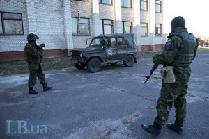 Руководство АТО усилит проверки продуктов для военных из-за взрыва банки с медом в Луганской области