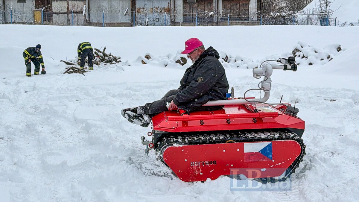 Тестування пожежного дрону Hecthor 2 для Харківсього відділення ДСНС купленого чеською ініціативою «Подарунок для Путіна»