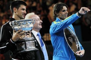 Джоковичу стоит бояться Федерера, - легенда мирового тенниса