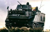 Військові витрати різко зросли в Європі та Азії, досягнувши рівнів, яких не було 16 років