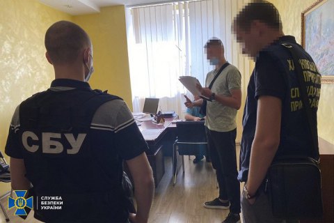 На Харківщині чиновники "Укрзалізниці" привласнили 2 млн гривень, виділених на зарплати працівникам