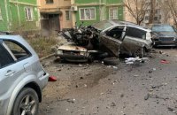 У Київському районі Одеси вибухнуло авто. Постраждав чоловік (доповнено)