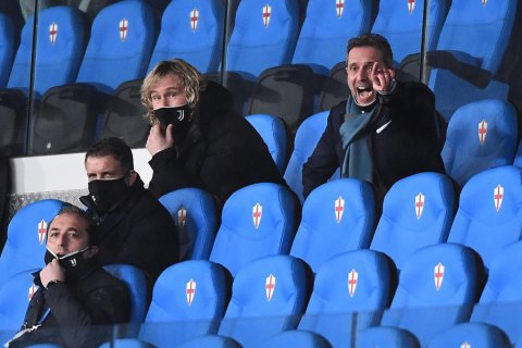 После сенсационного поражения от "Беневенто" в руководстве "Ювентуса" высказались о перспективах Пирло и Роналду
