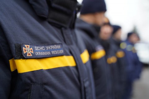 ГСЧС предупредила о пожарной опасности, порывах ветра в Киевской области и повышении уровня воды на Закарпатье