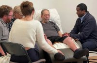 У Каліфорнії смертельно хворий чоловік запросив пресу на своє самогубство 