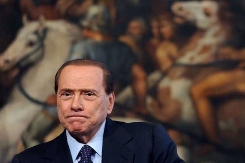 Хворого на коронавірус експрем’єра Італії Берлусконі госпіталізували