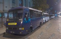 В Киев стягивают автобусы с милицией