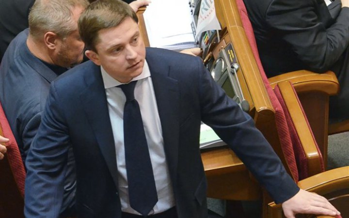 Нардеп Олесь Довгий складає депутатські повноваження 