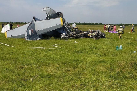  У Росії розбився літак з парашутистами, є загиблі
