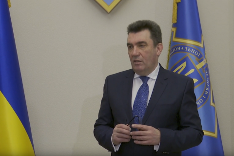 Данилов заявил, что СНБО готовит новое решение относительно ситуации на Донбассе