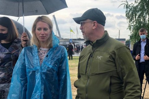 Прем’єрка Естонії відвідала пропускний пункт "Станиця Луганська"