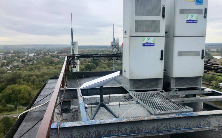 Bloomberg: USAID звинуватили в тому, що воно не проконтролювало використання Україною Starlink-ів