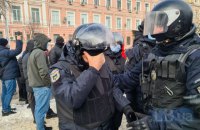 Полиция заявила о двух пострадавших в столкновениях возле Печерского суда