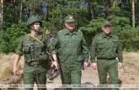 Лукашенко заявил, что при "альтернативном президенте" в Беларусь могут ввести войска НАТО