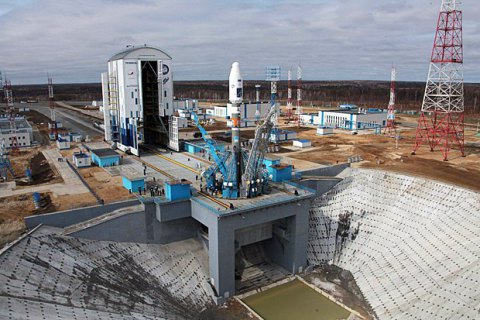 В РФ строители космодрома "Восточный" начали забастовку из-за невыплаты зарплаты