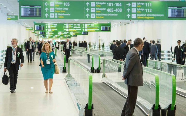 ЗМІ: в Туркменістані громадян перевіряють на наявність пожертв ЗСУ