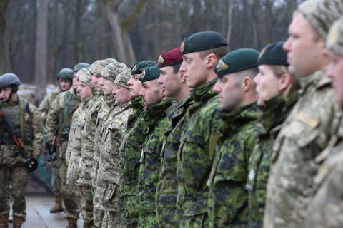Канада має намір продовжити військову місію в Україні