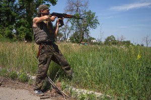 Штаб АТО сообщил о яростных обстрелах боевиков после неудачи у Марьинки 